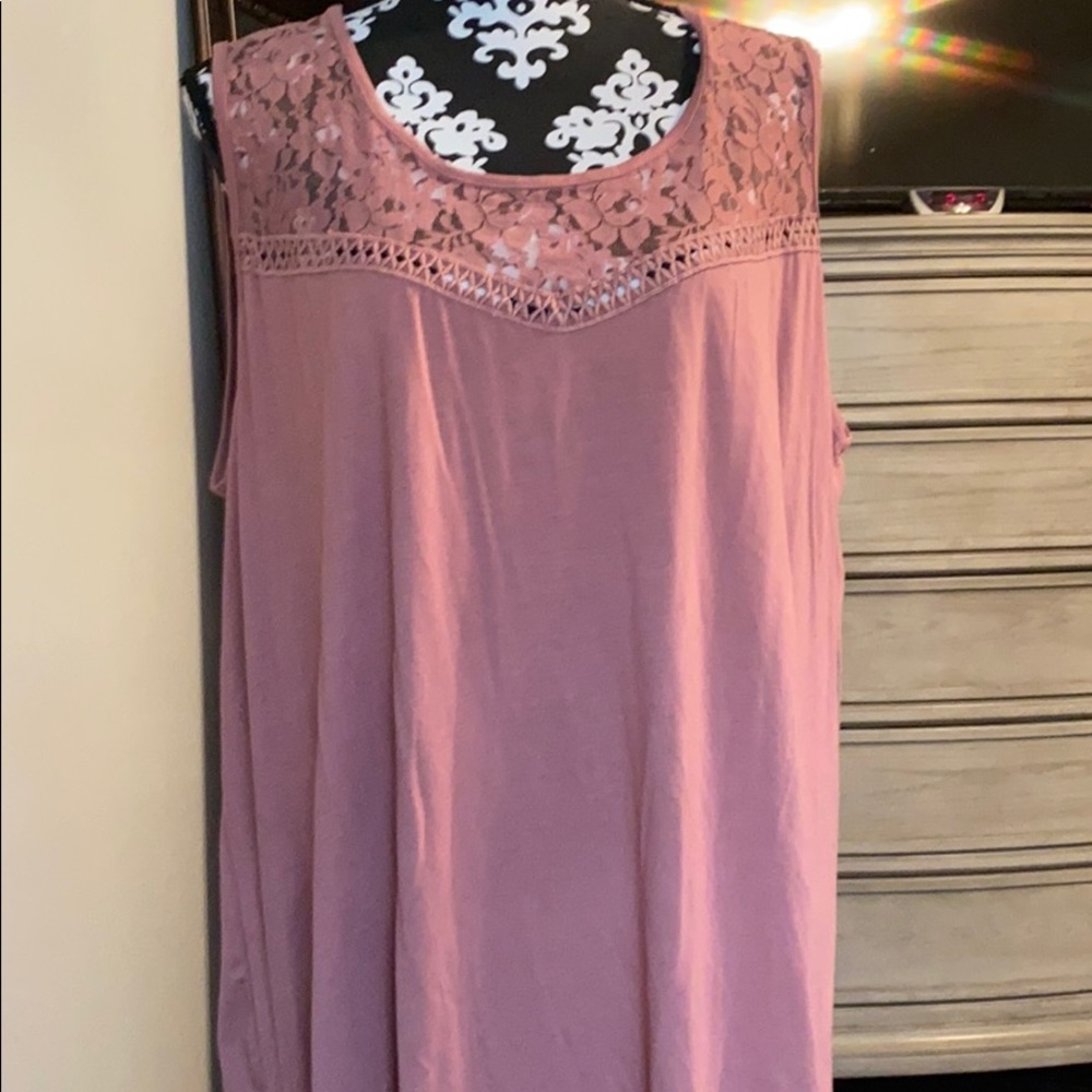 Women plus rose swing sleeveless tank